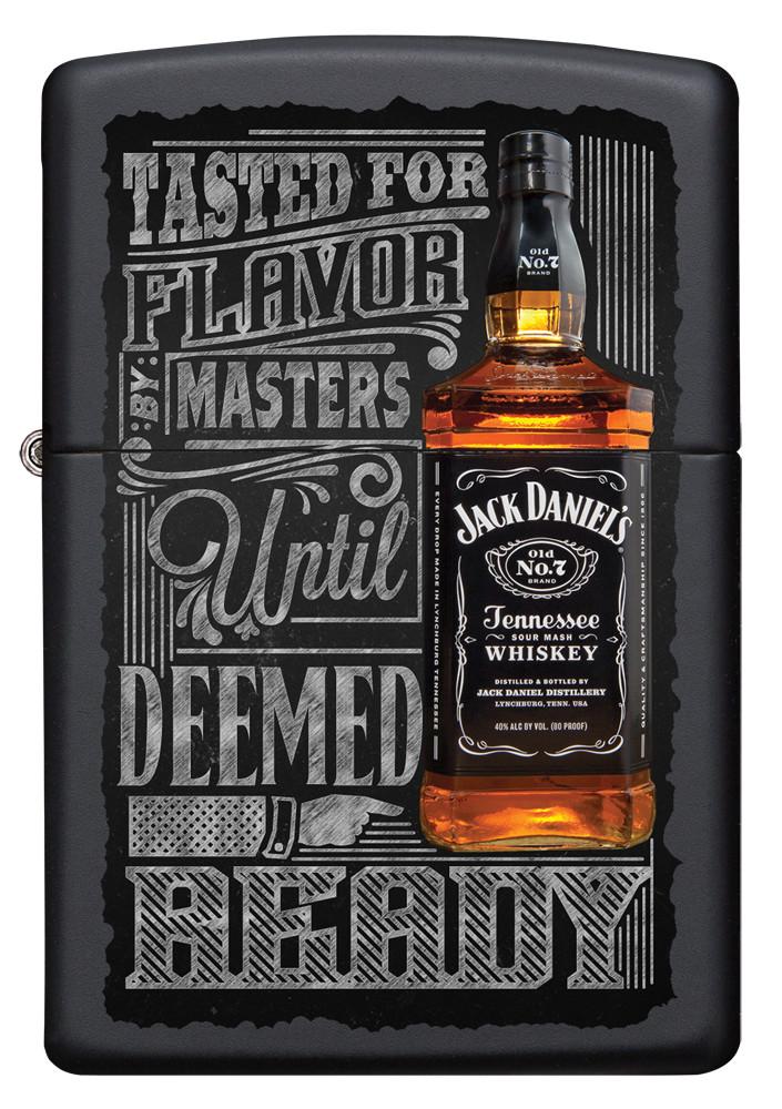 Frontansicht Zippo Feuerzeug schwarz mit Jack Daniel's Flasche