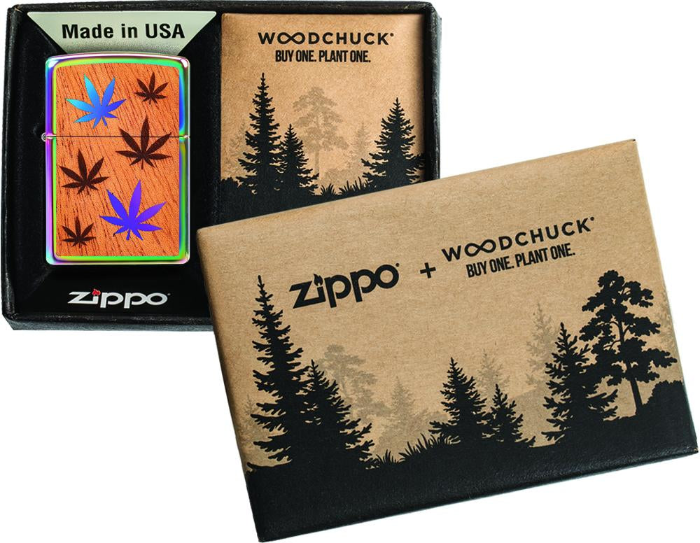Zippo Woodchuck mit Hanfblättern in offener Box