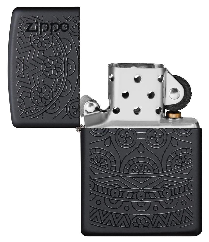 Zippo Feuerzeug schwarz mit Mandalamuster geöffnet