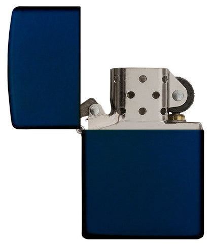 Frontansicht Zippo Feuerzeug Navy Blue Matte Basismodell geöffnet 
