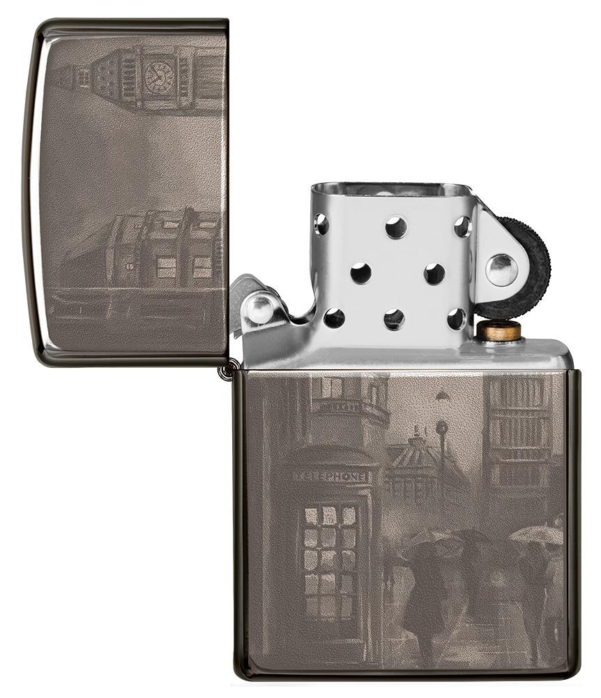 Frontansicht Zippo Feuerzeug Black Ice® geöffnet mit 360° Abbildung von Big Ben in London