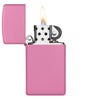 Zippo Feuerzeug Slim Pink Matt geöffnet mit Flamme