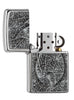 Zippo Feuerzeug Chrome Zippo Flamme mit Blattmaserung Emblem geöffnet
