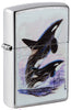 Zippo Feuerzeug Frontansicht ¾ Winkel verchromt mit farbiger Abbildung von zwei Schwertwalen gezeichnet von Guy Harvey