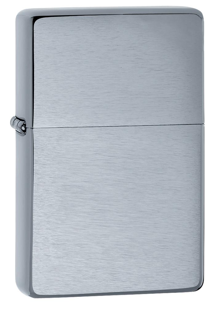 Zippo Vintage Feuerzeug Frontansicht ¾ Winkel gebürstetes Chrom in silberfarbener Optik