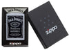 Zippo Feuerzeug chrom mit schwarzem Jack Daniel's Logo in offener Box