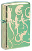 Frontansicht 3/4 Winkel Zippo Feuerzeug 360 Grad Design in Hochglanz Grün mit vielen Geckos