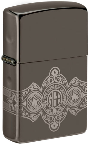 Zippo Feuerzeug Frontansicht ¾ Winkel Black Ice® mit 360° Gravur von Zippo Flammen und Logo in Zigarrenband Design