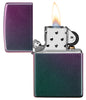 Zippo Feuerzeug Iridescent violett grün geöffnet mit Flamme