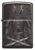 Frontansicht Zippo Feuerzeug Schwarz glänzend mit Krieger der Samurai mit gekreuzten Schwertern