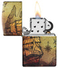 Frontansicht Zippo Feuerzeug White Matte 540° Color Image mit Piratenlandkarte und Schiff geöffnet mit Flamme