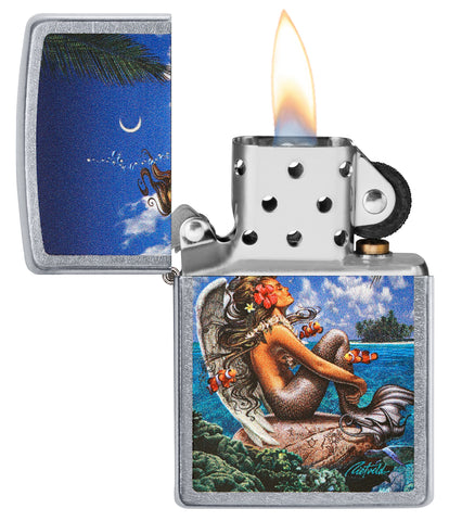 Zippo Feuerzeug Rick Rietveld Meerjungfrau mit Engelsflügeln auf Insel Online Only geöffnet mit Flamme