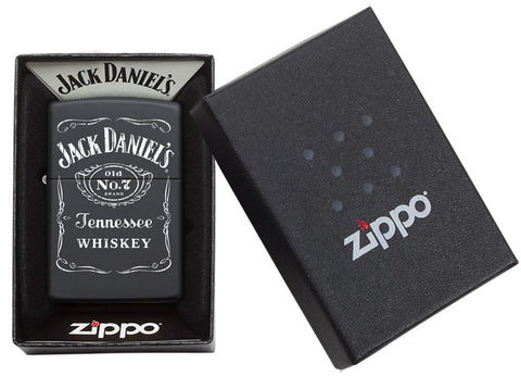 Zippo Feuerzeug schwarz mit weißem Jack Daniel's Logo in offener Box