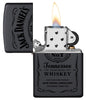 Zippo Feuerzeug schwarz Jack Daniel's Logo geöffnet mit Flamme