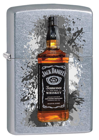 Frontansicht 3/4 Winkel Zippo Feuerzeug chrom Jack Daniel's Flasche in der Mitte
