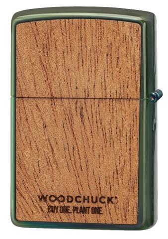 Rückseite Zippo Woodchuck mit grüner Zippo Flamme