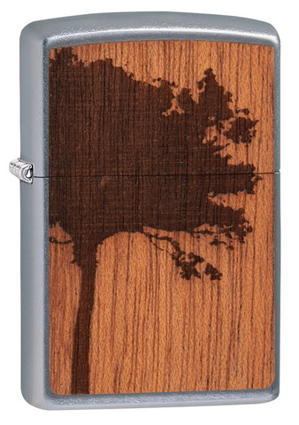 Frontansicht 3/4 Winkel Zippo Woodchuck mit Baum