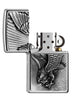Zippo Feuerzeug Frontansicht geöffnet in gebürsteter Chrom Optik mit Adler Emblem